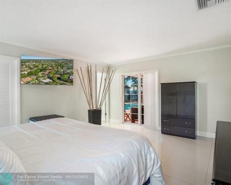 906 NW 83rd Drive Coral Springs FL 33071