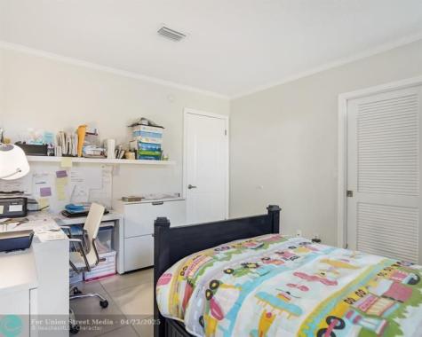 906 NW 83rd Drive Coral Springs FL 33071