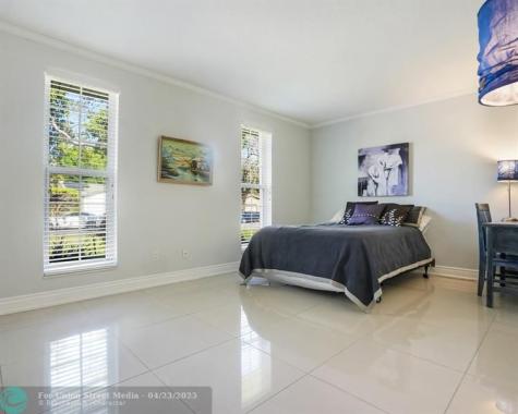 906 NW 83rd Drive Coral Springs FL 33071
