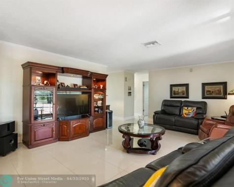 906 NW 83rd Drive Coral Springs FL 33071