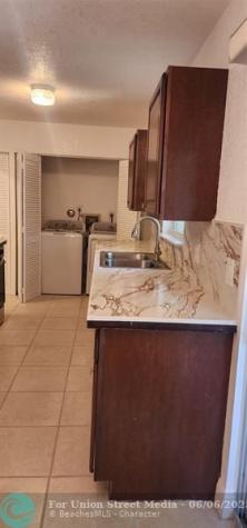 2829 NW 9th Place Unincorporated Broward County FL 33311