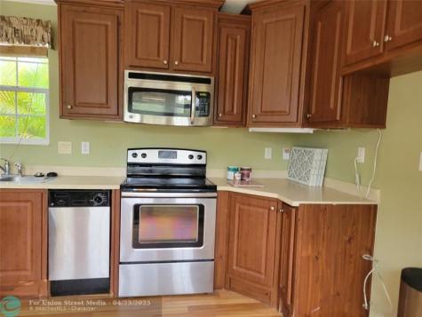 3759 SW 6th Glen Okeechobee FL 34974