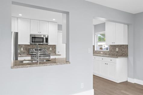 1620 NW 87th Terrace Plantation FL 33322