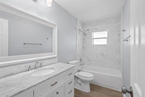 1620 NW 87th Terrace Plantation FL 33322