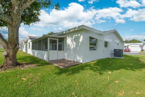 1620 NW 87th Terrace Plantation FL 33322