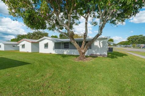 1620 NW 87th Terrace Plantation FL 33322