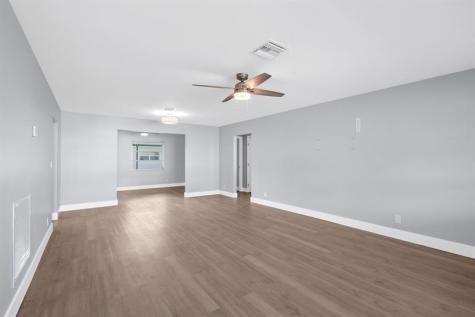 1620 NW 87th Terrace Plantation FL 33322