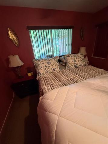 10262 SW 179th Perrine FL 33157