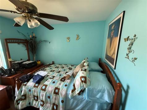 10262 SW 179th Perrine FL 33157
