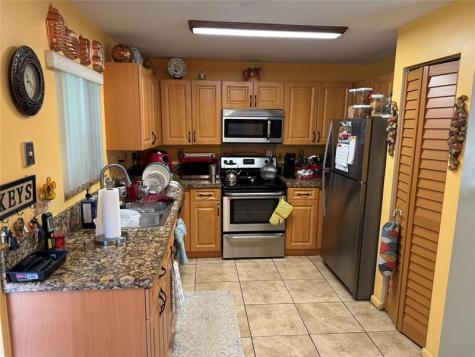 10262 SW 179th Perrine FL 33157