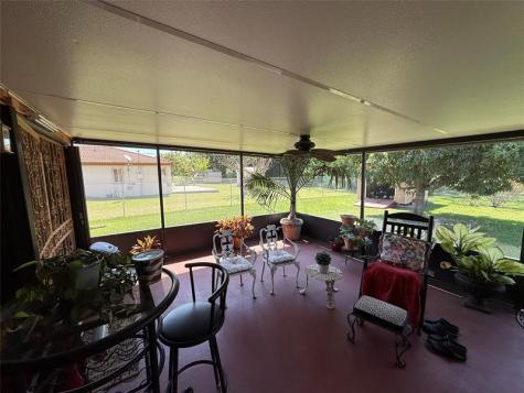 10262 SW 179th Perrine FL 33157