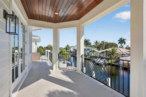 310 SE 9 Court Pompano Beach FL 33060