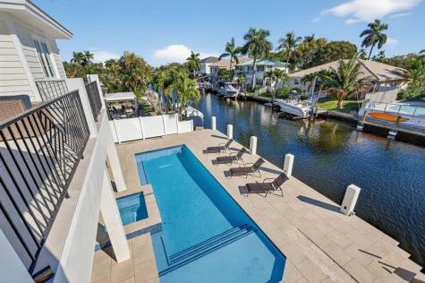 310 SE 9 Court Pompano Beach FL 33060