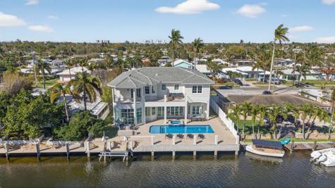 310 SE 9 Court Pompano Beach FL 33060