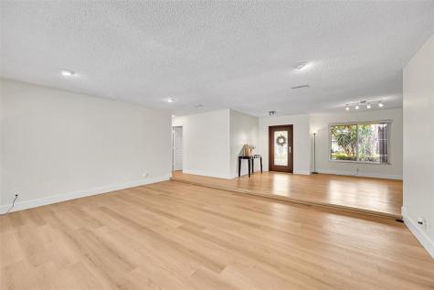 1480 SW 66th Terrace Plantation FL 33317