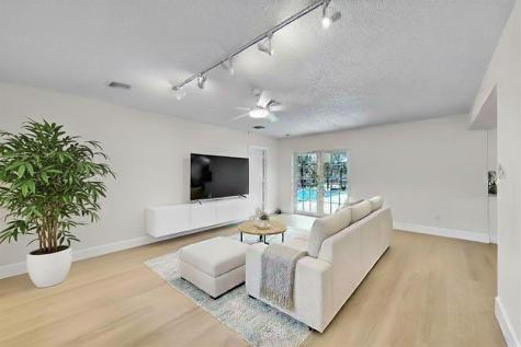 1480 SW 66th Terrace Plantation FL 33317