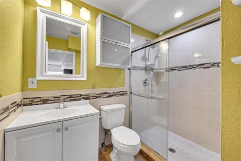 1480 SW 66th Terrace Plantation FL 33317