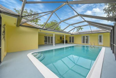 1480 SW 66th Terrace Plantation FL 33317