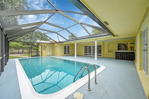 1480 SW 66th Terrace Plantation FL 33317