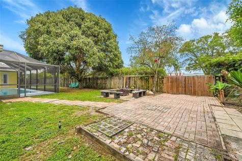 1480 SW 66th Terrace Plantation FL 33317