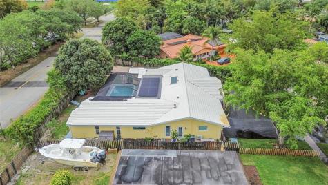1480 SW 66th Terrace Plantation FL 33317