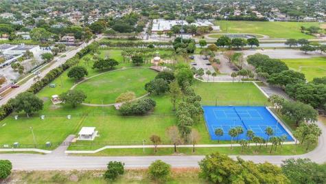 1480 SW 66th Terrace Plantation FL 33317