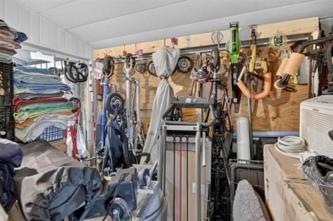 6717 Farragut Hollywood FL 33024