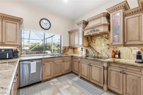 5613 NW 64th Terrace Coral Springs FL 33067