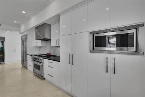 35 Fort Royal Island Fort Lauderdale FL 33308