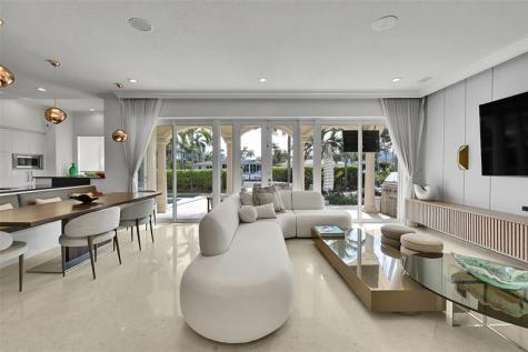 35 Fort Royal Island Fort Lauderdale FL 33308