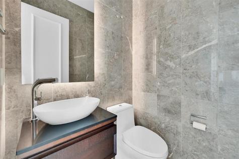 35 Fort Royal Island Fort Lauderdale FL 33308