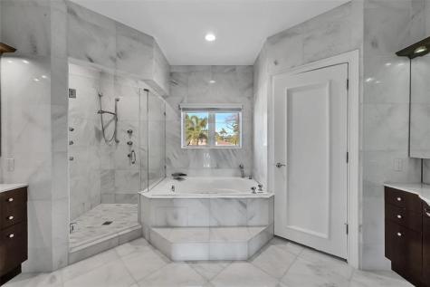 35 Fort Royal Island Fort Lauderdale FL 33308