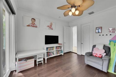 35 Fort Royal Island Fort Lauderdale FL 33308