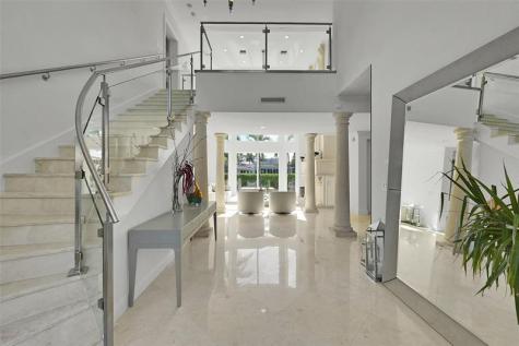 35 Fort Royal Island Fort Lauderdale FL 33308