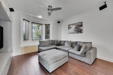 35 Fort Royal Island Fort Lauderdale FL 33308