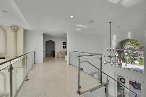 35 Fort Royal Island Fort Lauderdale FL 33308