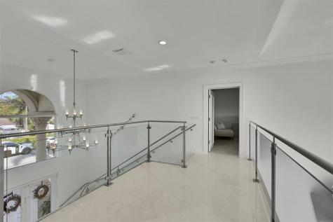 35 Fort Royal Island Fort Lauderdale FL 33308