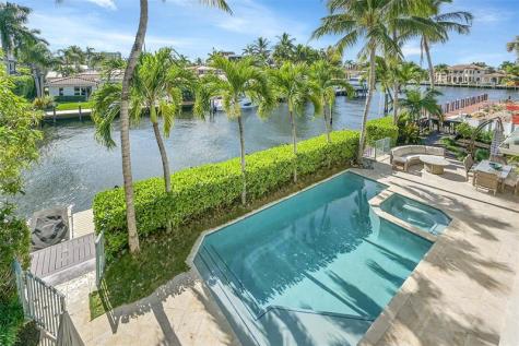 35 Fort Royal Island Fort Lauderdale FL 33308