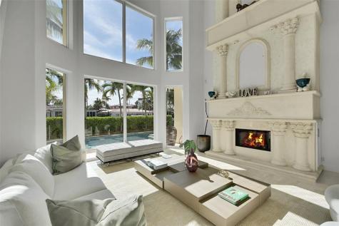 35 Fort Royal Island Fort Lauderdale FL 33308