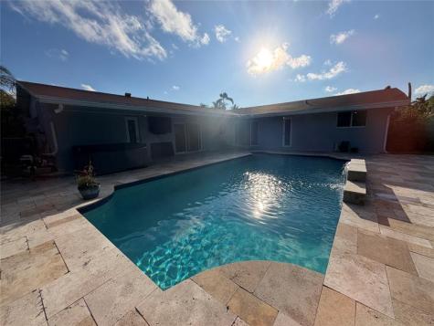4421 NW 7 Street Coconut Creek FL 33066