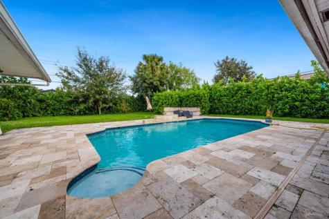 4421 NW 7 Street Coconut Creek FL 33066