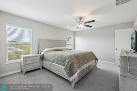 16621 Sunburst Lake Street Wimauma FL 33598