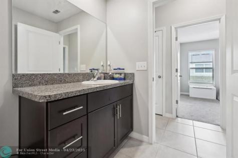 16621 Sunburst Lake Street Wimauma FL 33598