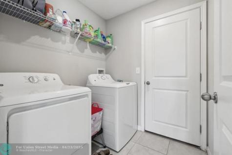 16621 Sunburst Lake Street Wimauma FL 33598