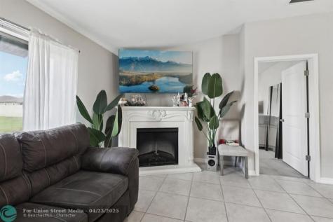 16621 Sunburst Lake Street Wimauma FL 33598