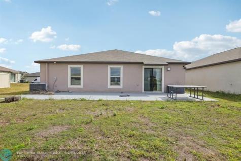 16621 Sunburst Lake Street Wimauma FL 33598