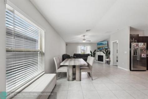 16621 Sunburst Lake Street Wimauma FL 33598
