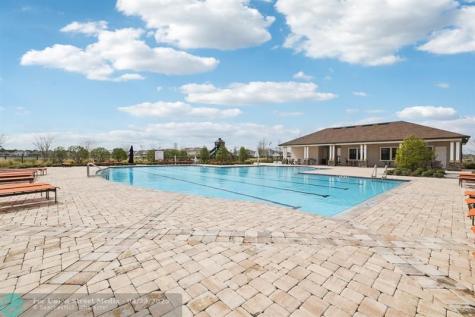 16621 Sunburst Lake Street Wimauma FL 33598
