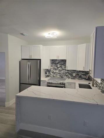 580 NW 87 Way Coral Springs FL 33071