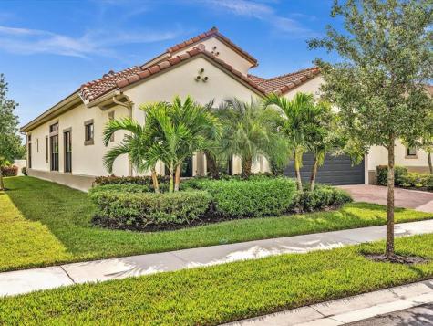 8928 Bastille Circle Parkland FL 33076